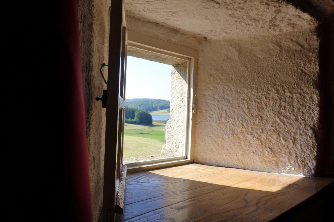 Domaine Les Teuilleres Bed & Breakfast Lacam-d'Ourcet Exterior photo