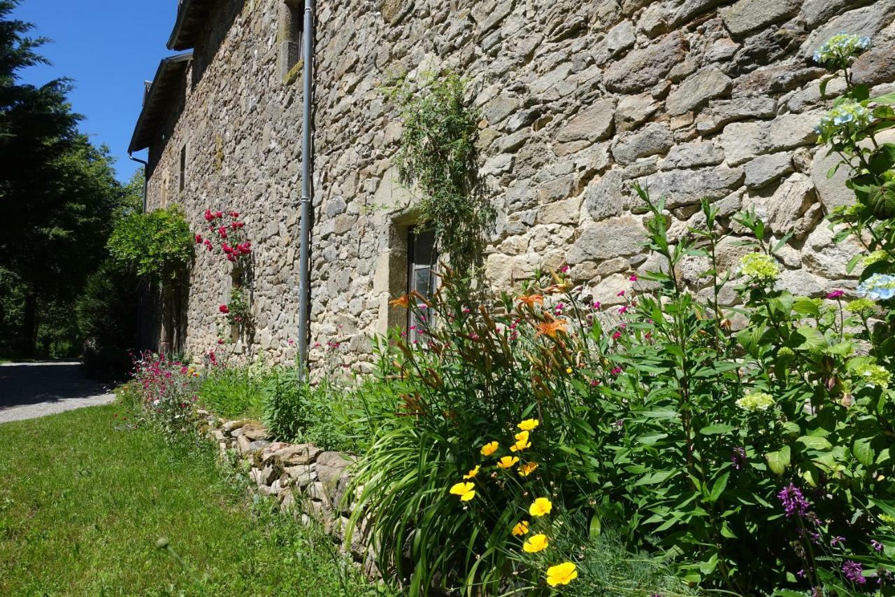 Domaine Les Teuilleres Bed & Breakfast Lacam-d'Ourcet Exterior photo